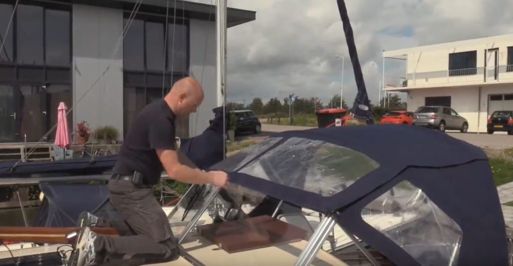 Cockpit tent