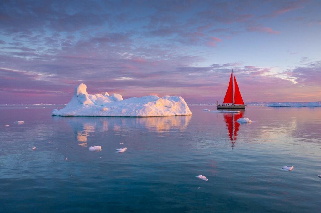 Moondance Red Sail Fotos6